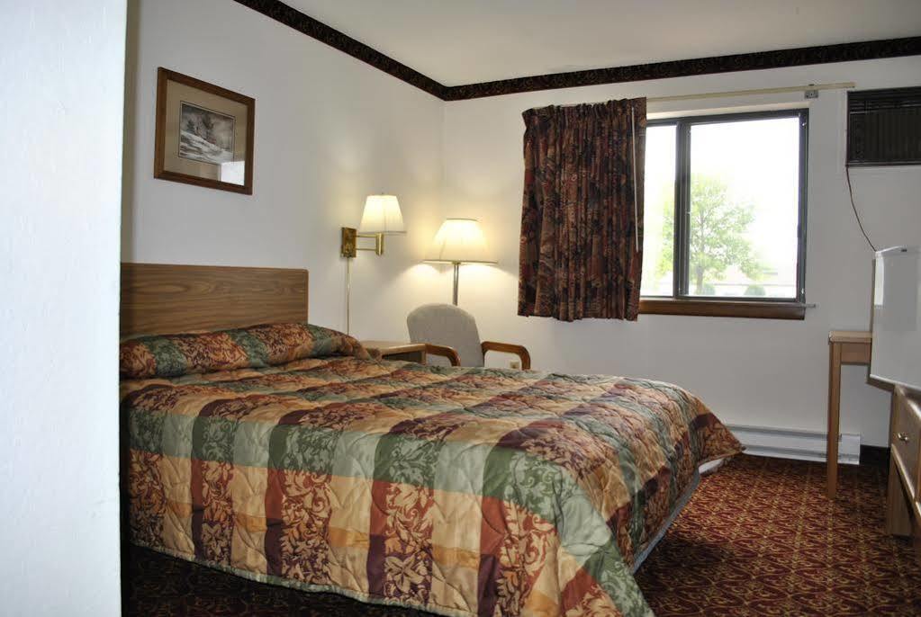 Waconia Inn And Suites Kültér fotó