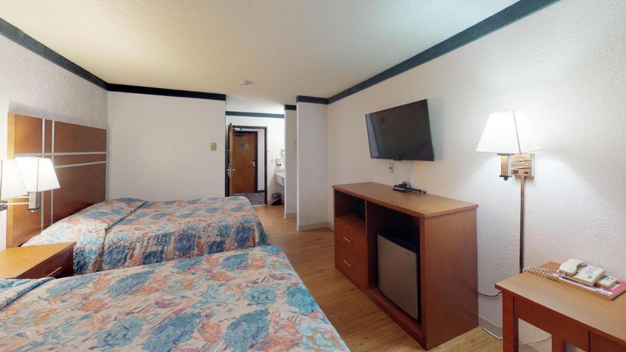 Waconia Inn And Suites Kültér fotó